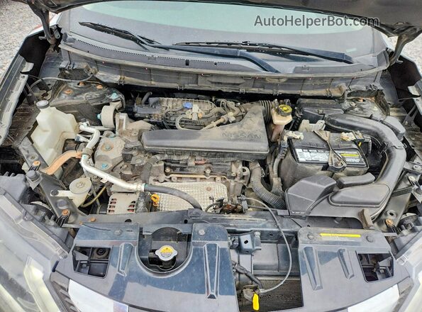 KNMAT2MV0HP573044 2017 NISSAN ROGUE Black Widok komory silnika