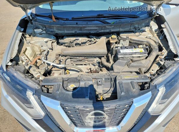 KNMAT2MV0HP587123 2017 NISSAN ROGUE Silver ძრავის განყოფილების ხედი