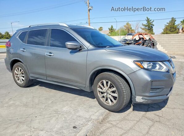 KNMAT2MV0JP526490 2018 NISSAN ROGUE Серый Передняя правая четверть