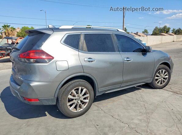 KNMAT2MV0JP526490 2018 NISSAN ROGUE Серый Задняя правая четверть