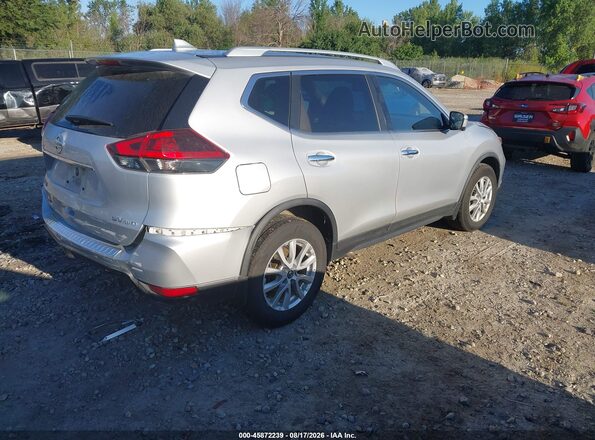 KNMAT2MV0JP545685 2018 NISSAN ROGUE Серебряный Задняя правая четверть