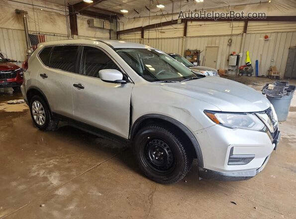 KNMAT2MV0KP528032 2019 NISSAN ROGUE Серебряный Передняя правая четверть