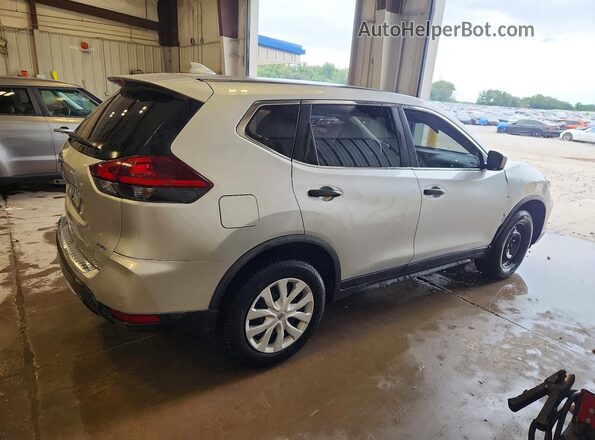 KNMAT2MV0KP528032 2019 NISSAN ROGUE Серебряный Задняя правая четверть