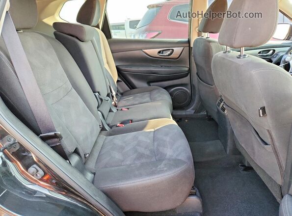 KNMAT2MV1GP666539 2016 NISSAN ROGUE Black Widok tylnych siedzeń
