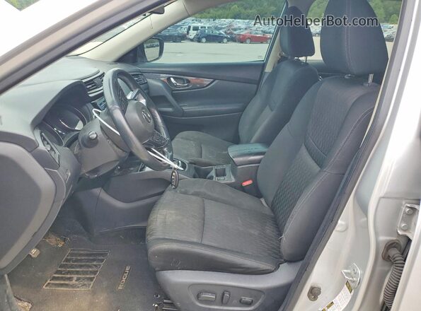 KNMAT2MV1HP525150 2017 NISSAN ROGUE Silver Սալոնի դիմացի տեսք