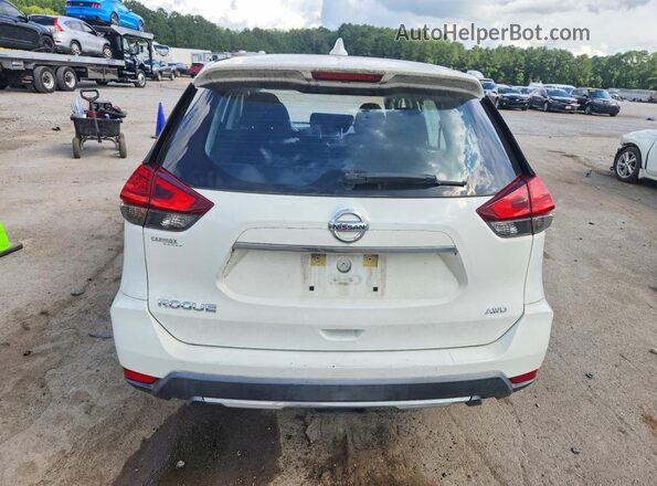 KNMAT2MV1HP528484 2017 NISSAN ROGUE Белый Вид сзади