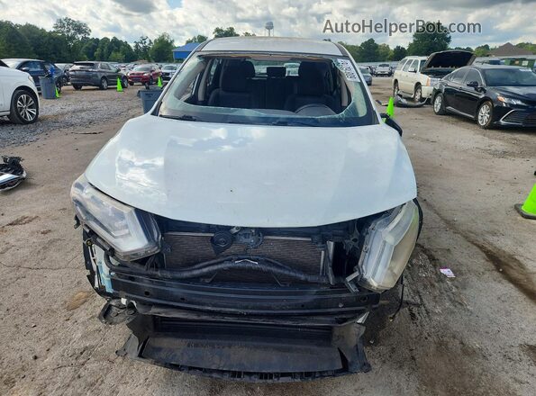 KNMAT2MV1HP528484 2017 NISSAN ROGUE Белый Вид спереди