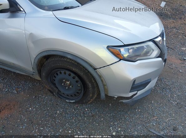KNMAT2MV1JP561247 2018 NISSAN ROGUE Silver Вид спереду