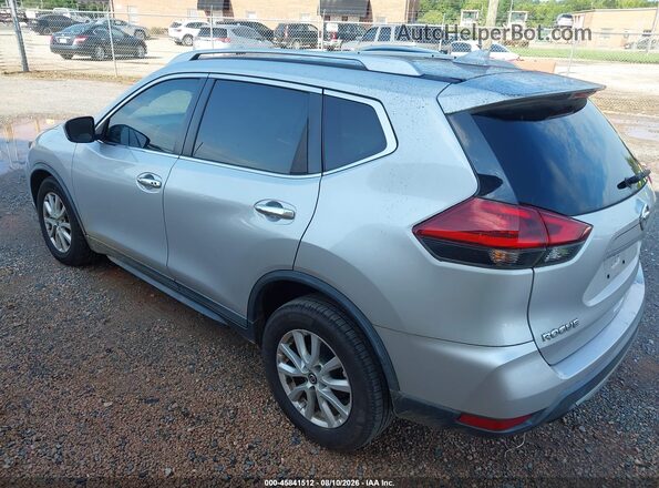 KNMAT2MV1JP561247 2018 NISSAN ROGUE Silver Задня ліва чверть