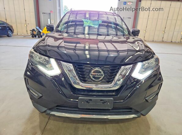 KNMAT2MV1JP563628 2018 NISSAN ROGUE Черный Вид спереди