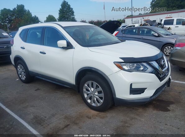 KNMAT2MV1JP571115 2018 NISSAN ROGUE White Rear interior view