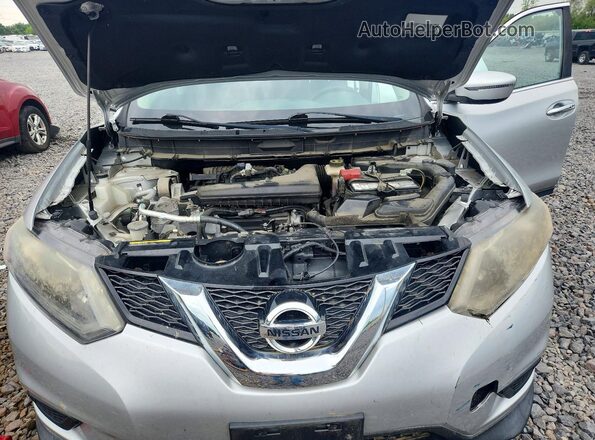 KNMAT2MV2GP655405 2016 NISSAN ROGUE Silver Vista interior trasera