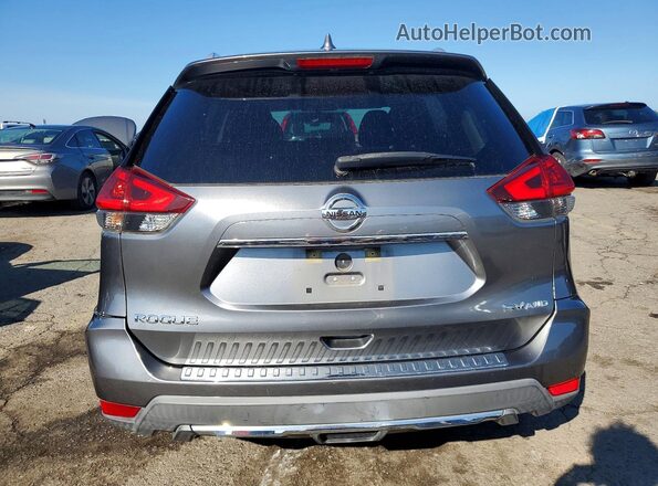 KNMAT2MV2JP620533 2018 NISSAN ROGUE Gray Rear view
