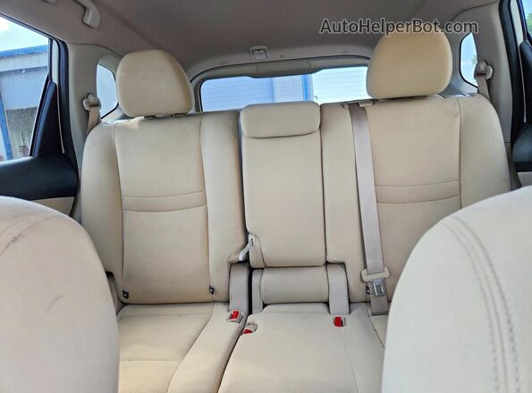 KNMAT2MV3GP681981 2016 NISSAN ROGUE White უკანა სავარძლების ხედი