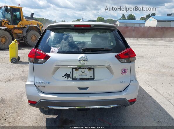 KNMAT2MV3HP569716 2017 NISSAN ROGUE Серебряный 