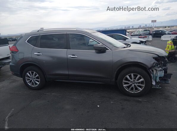 KNMAT2MV3HP578643 2017 NISSAN ROGUE Gray 360 interior view