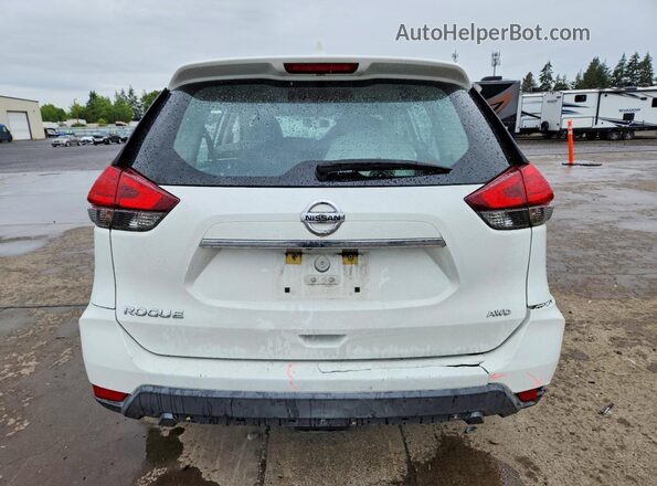 KNMAT2MV3HP588377 2017 NISSAN ROGUE Белый Вид сзади