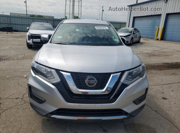 KNMAT2MV3JP547057 2018 NISSAN ROGUE Silver Widok z tyłu
