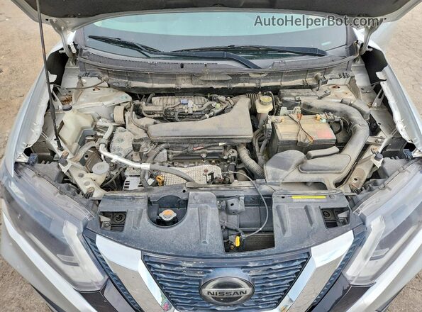 KNMAT2MV3JP547057 2018 NISSAN ROGUE Silver Widok naklejki z numerem VIN