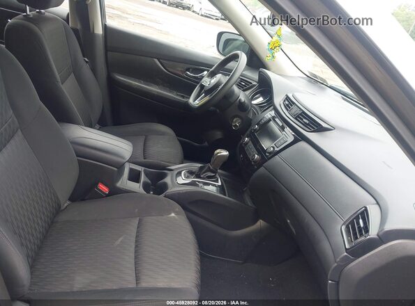 KNMAT2MV3JP553280 2018 NISSAN ROGUE Gray Front interior view