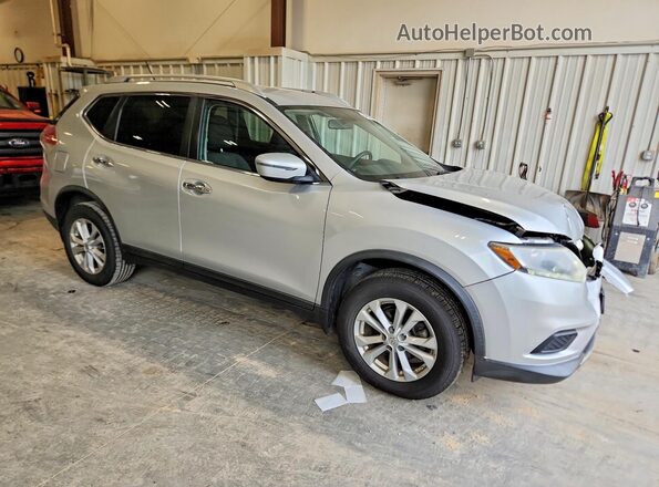 KNMAT2MV4GP637973 2016 NISSAN ROGUE Серебряный Передняя правая четверть
