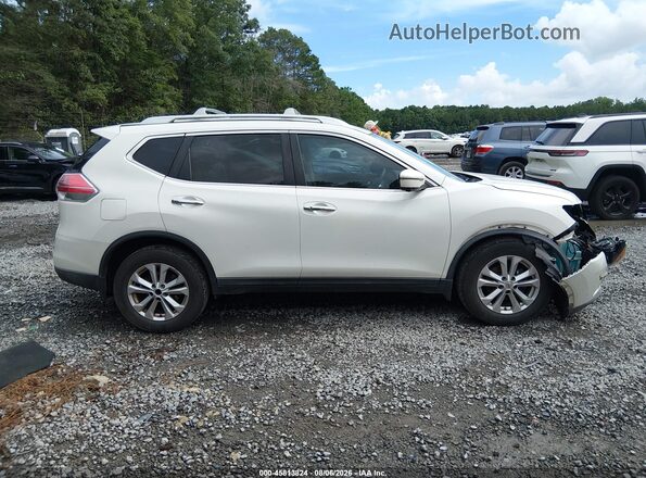 KNMAT2MV4GP725289 2016 NISSAN ROGUE White Rear interior view