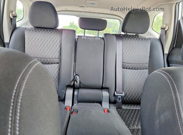 KNMAT2MV4HP548275 2017 NISSAN ROGUE White უკანა სავარძლების ხედი