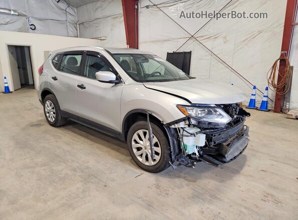 KNMAT2MV4JP553952 2018 NISSAN ROGUE Серый Передняя правая четверть