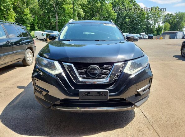 KNMAT2MV4JP590290 2018 NISSAN ROGUE Black Widok z przodu