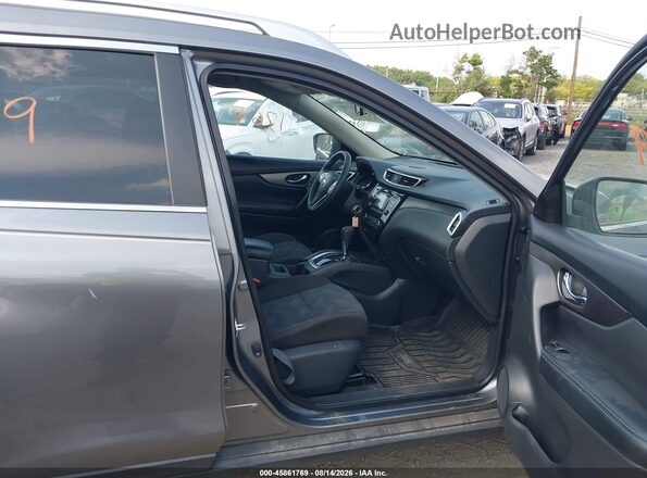 KNMAT2MV5GP597967 2016 NISSAN ROGUE Gray Front interior view