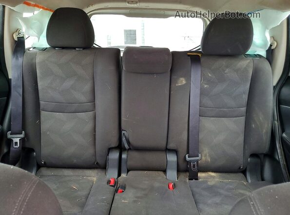 KNMAT2MV5GP629090 2016 NISSAN ROGUE White Հետևի նստատեղերի տեսք