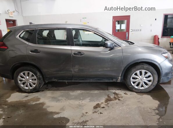 KNMAT2MV5HP531887 2017 NISSAN ROGUE Gray Front view
