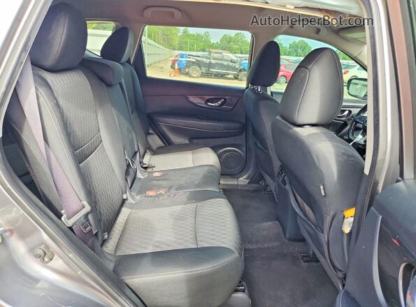 KNMAT2MV5JP523360 2018 NISSAN ROGUE Gray Widok tylnych siedzeń