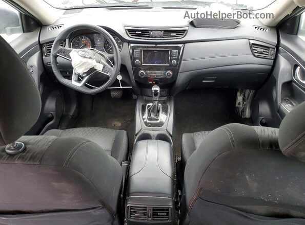 KNMAT2MV5JP552759 2018 NISSAN ROGUE Серебряный Вид панели приборов