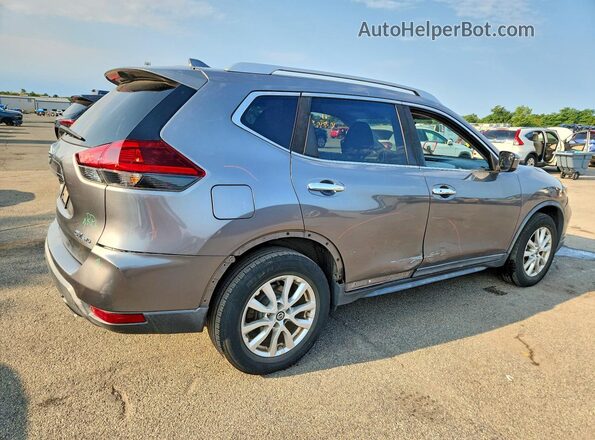 KNMAT2MV5JP563261 2018 NISSAN ROGUE Silver Հետևի աջ