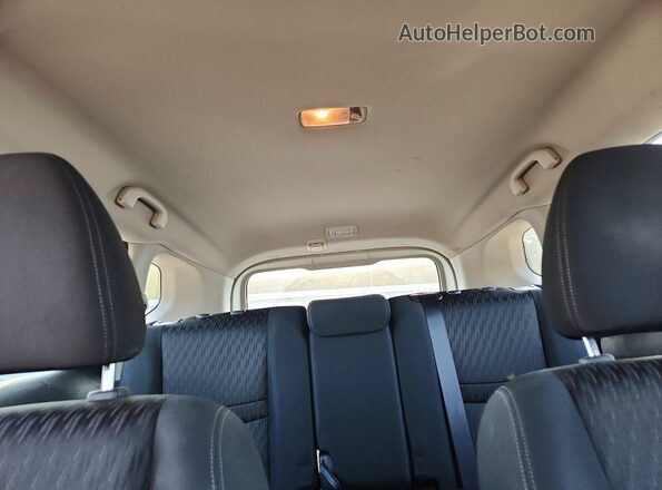 KNMAT2MV5JP601412 2018 NISSAN ROGUE White Vista de los asientos traseros