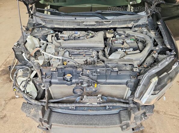 KNMAT2MV5JP615035 2018 NISSAN ROGUE Черный Вид задней части салона