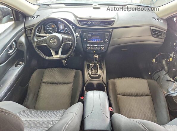 KNMAT2MV5JP615035 2018 NISSAN ROGUE Черный Вид панели приборов