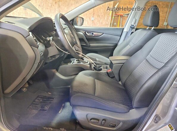 KNMAT2MV5KP530794 2019 NISSAN ROGUE Silver Widok wnętrza z przodu