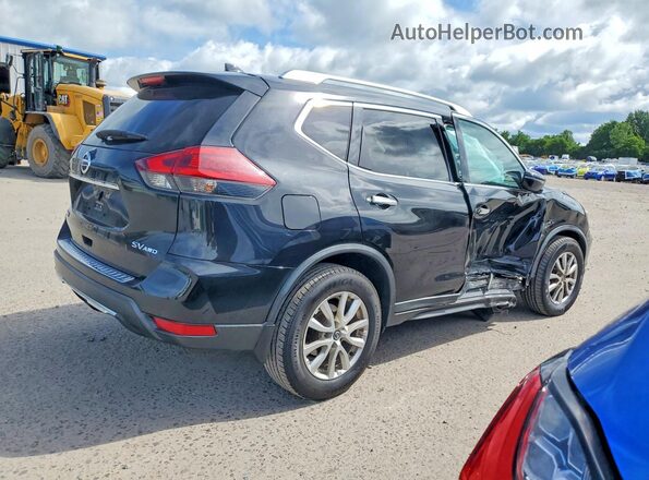 KNMAT2MV6JP557548 2018 NISSAN ROGUE Black Հետևի աջ
