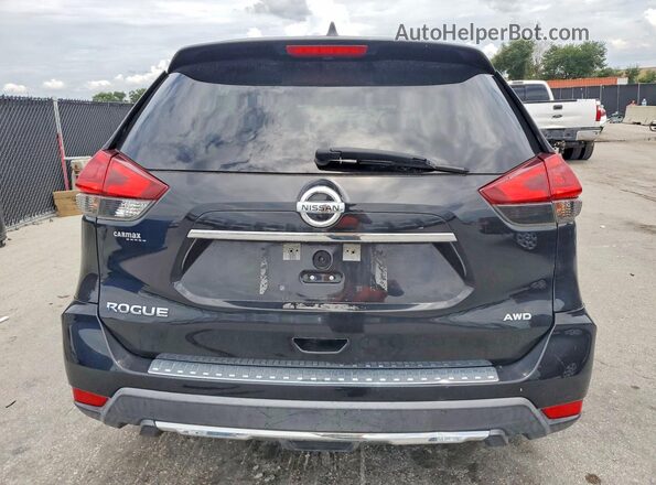 KNMAT2MV6JP573846 2018 NISSAN ROGUE Black Вид салону спереду
