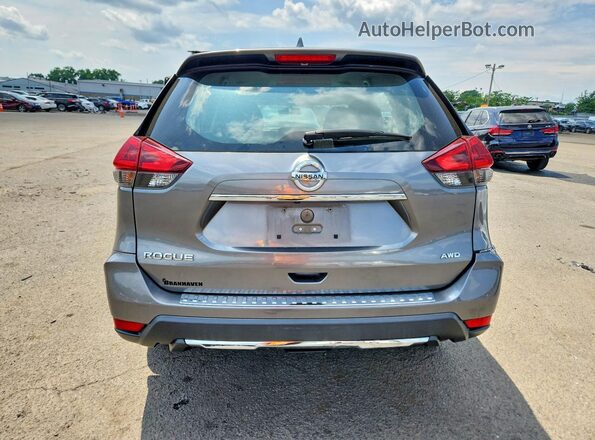 KNMAT2MV6JP574026 2018 NISSAN ROGUE Gray უკანა ხედი
