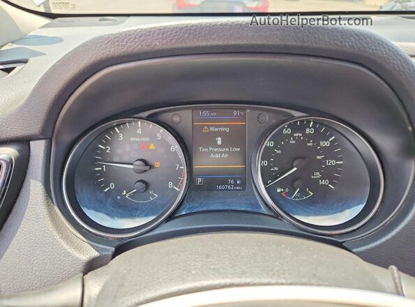 KNMAT2MV6JP574026 2018 NISSAN ROGUE Gray ხელსაწყოთა პანელის ხედი