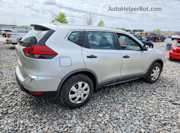 KNMAT2MV6JP589416 2018 NISSAN ROGUE Silver Tył prawy