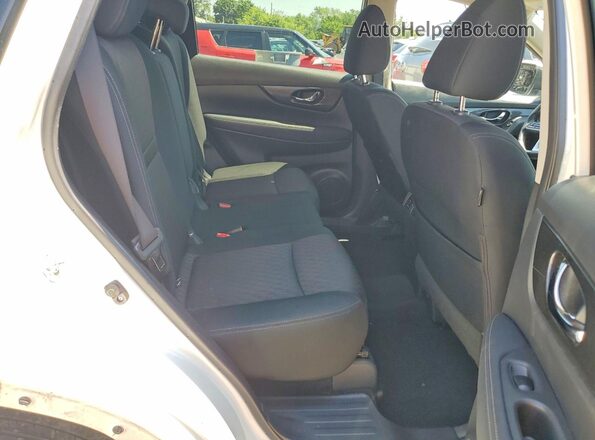 KNMAT2MV6KP555512 2019 NISSAN ROGUE Белый Вид задней части салона