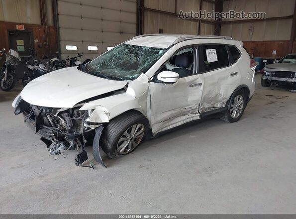 KNMAT2MV7GP625526 2016 NISSAN ROGUE White Առջևի ձախ երեք քառորդ տեսարան