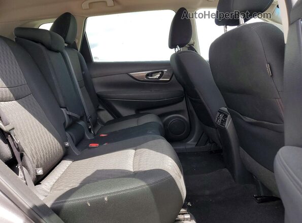 KNMAT2MV7HP542101 2017 NISSAN ROGUE Серый Вид задней части салона