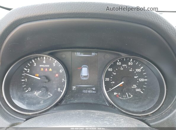 KNMAT2MV7HP592867 2017 NISSAN ROGUE White Vista de los asientos traseros