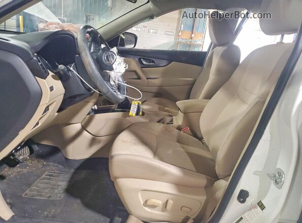 KNMAT2MV7HP603530 2017 NISSAN ROGUE White Вид салону спереду