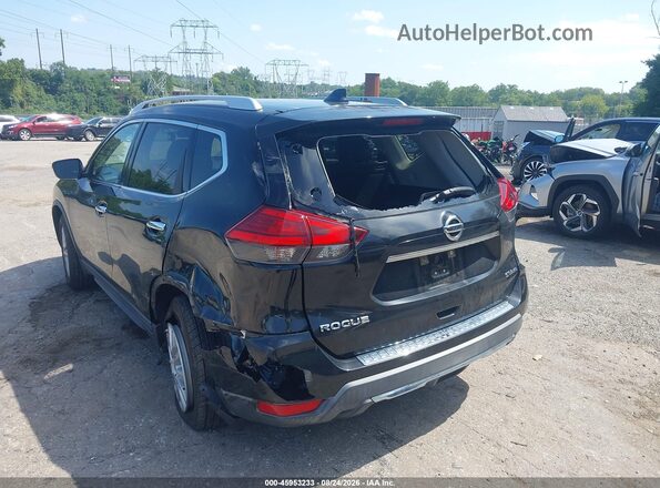 KNMAT2MV7HP619341 2017 NISSAN ROGUE Черный Вид спереди